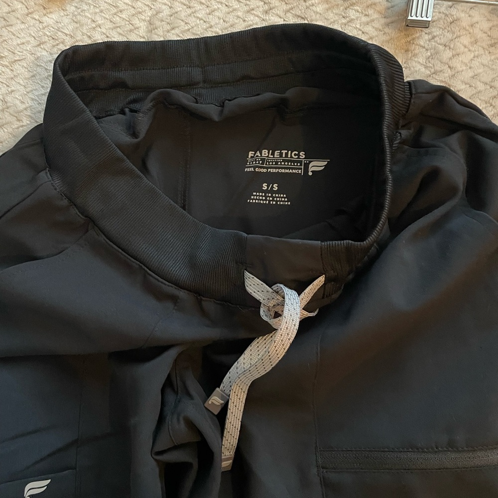 Fabletics scrubs, shirt and pants, black, small